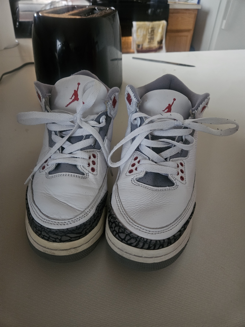 Nike Air Jordan Kids White/Red Basketball Shoes 6.5y